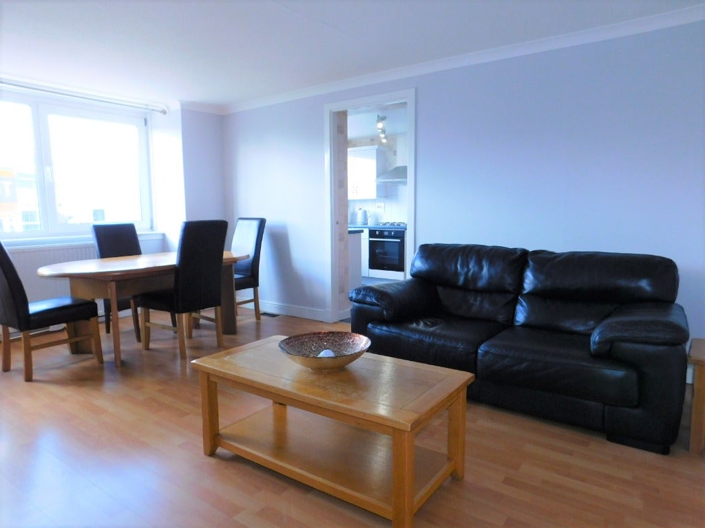 Room Richmond Court in Aberdeen City