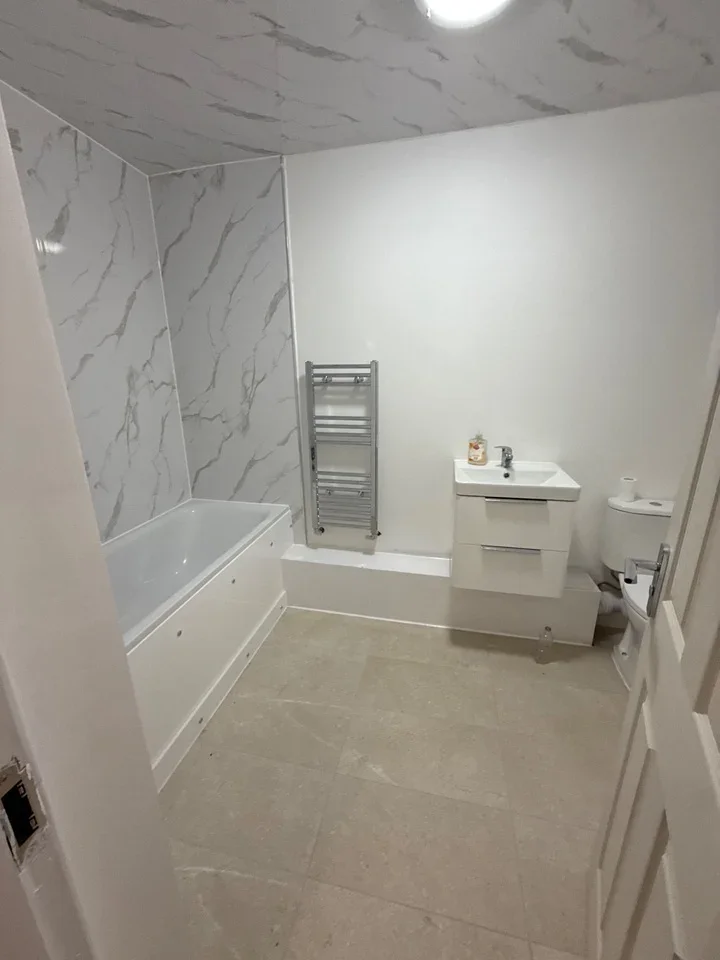Room Clare Road in Borough of Spelthorne