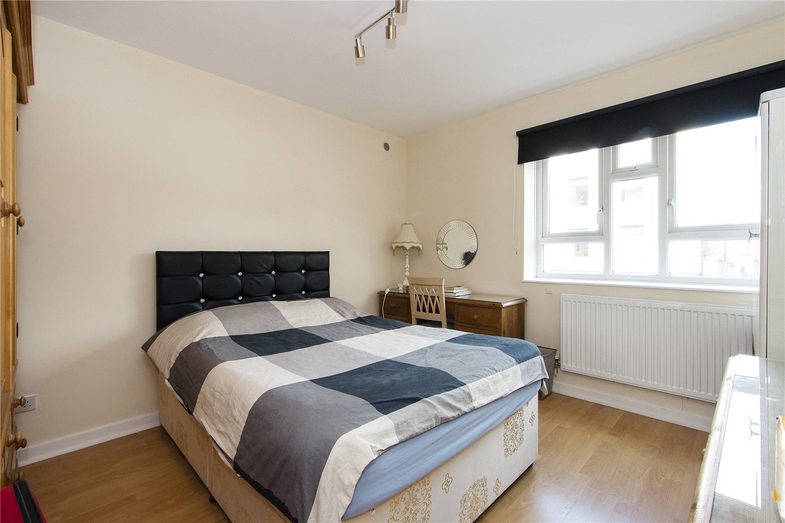 Flat Great Suffolk Street in Greater London