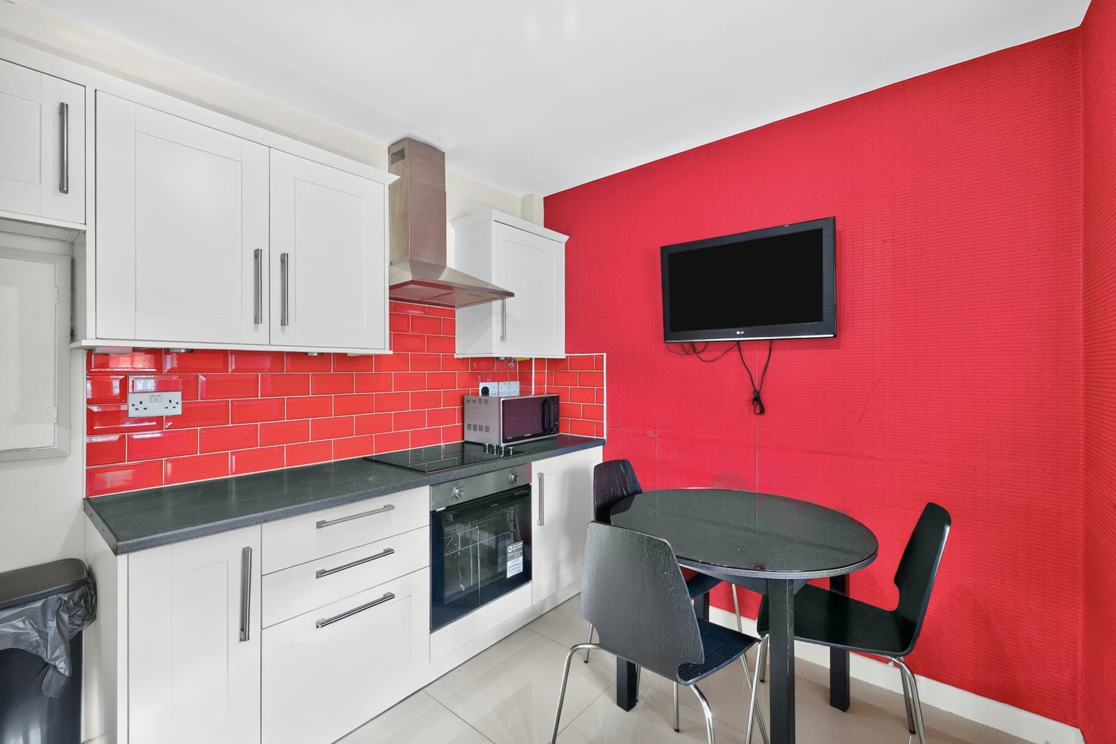 Flat Great Suffolk Street in Greater London