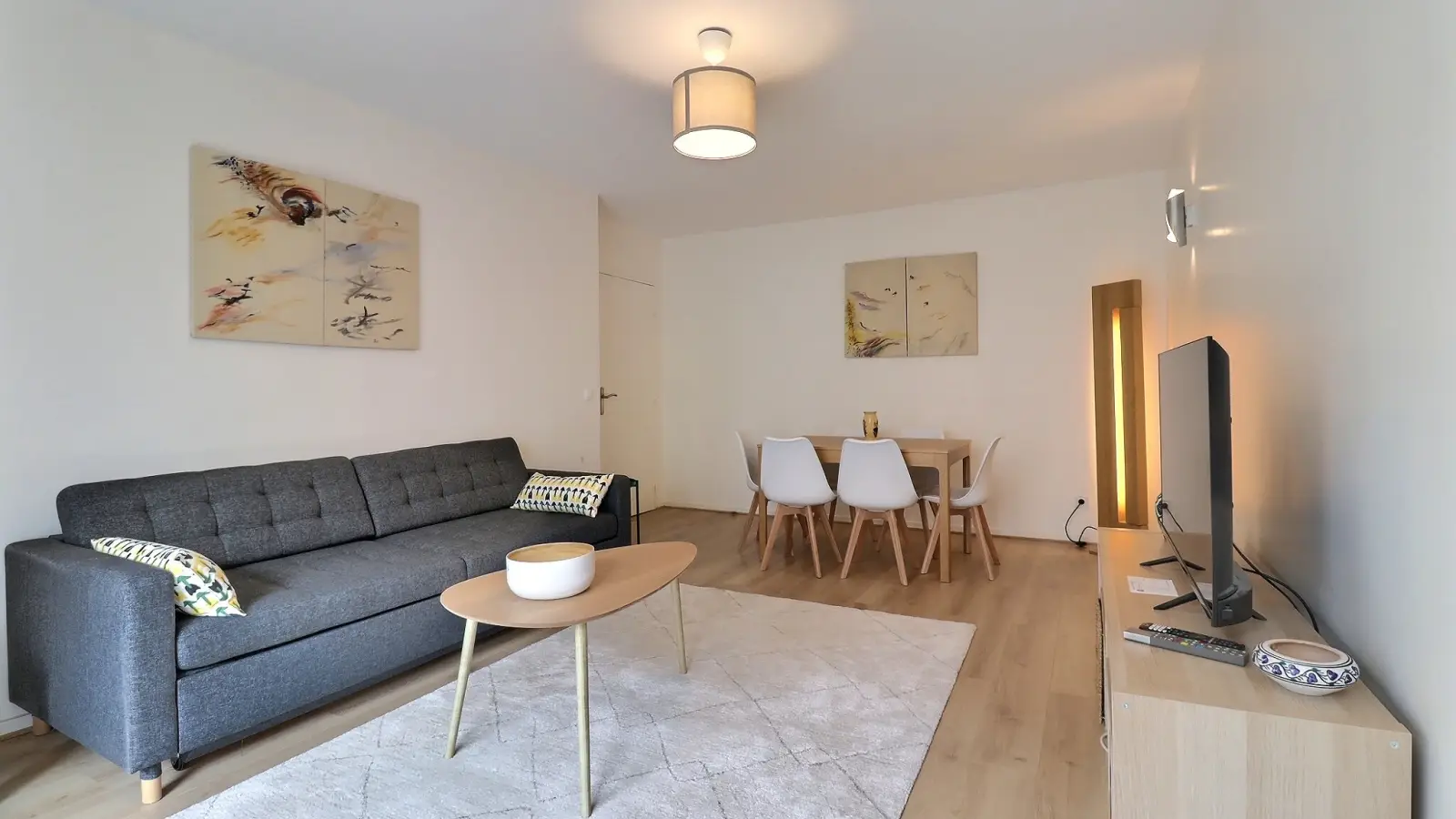Appartement Rue Compans à Paris