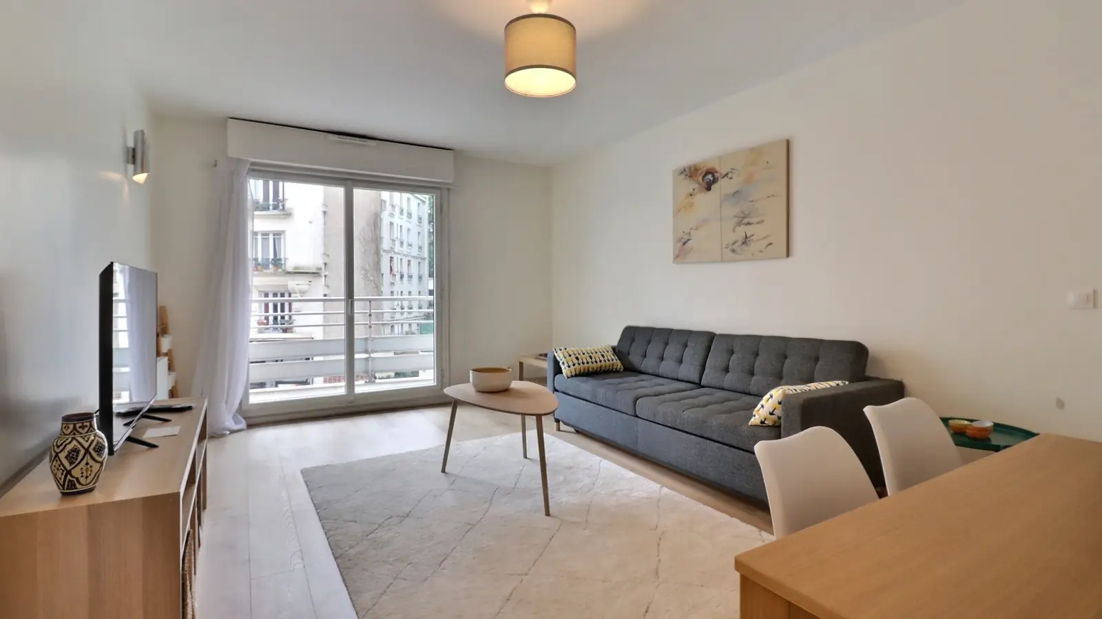 Appartement Rue Compans à Paris