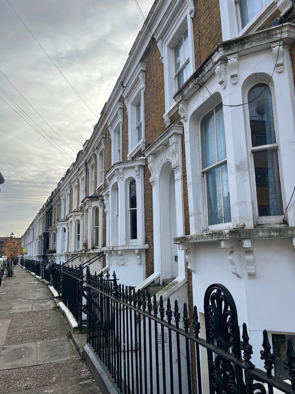 Room Tomlin's Grove in Greater London
