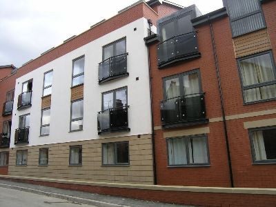 Flat Bennett Road in Leeds