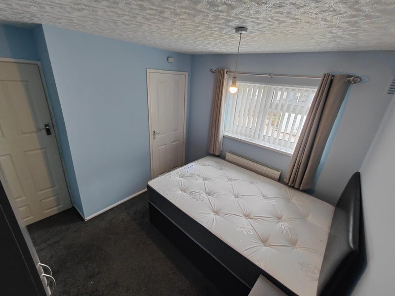 Room Pepper Street in Newcastle-under-Lyme