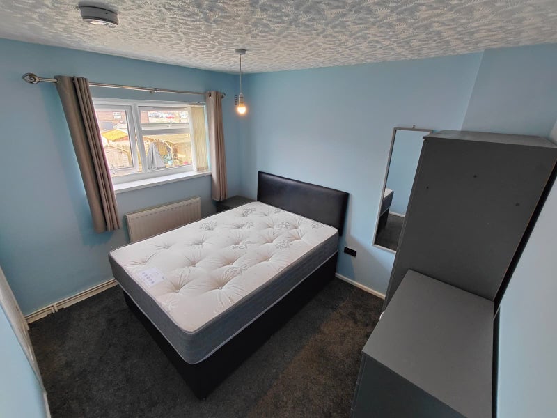 Room Pepper Street in Newcastle-under-Lyme