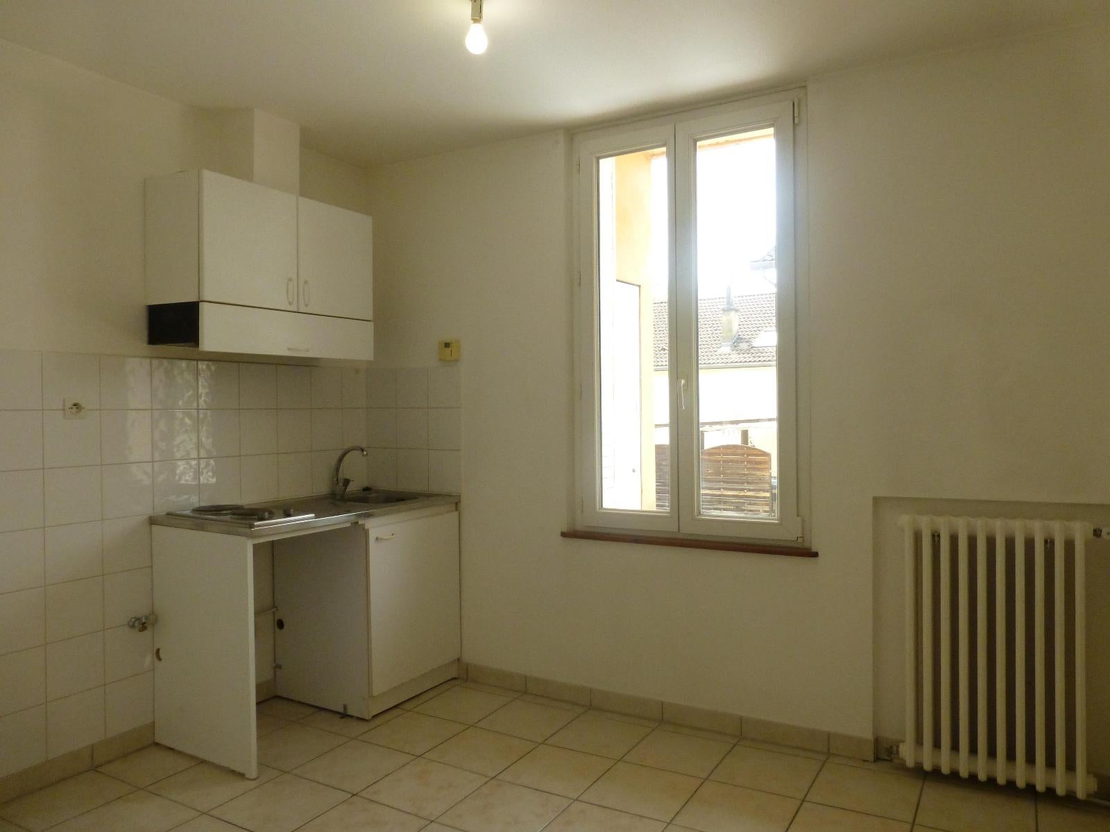 Flat Rue Coli in Saint-Martin-d'Hères