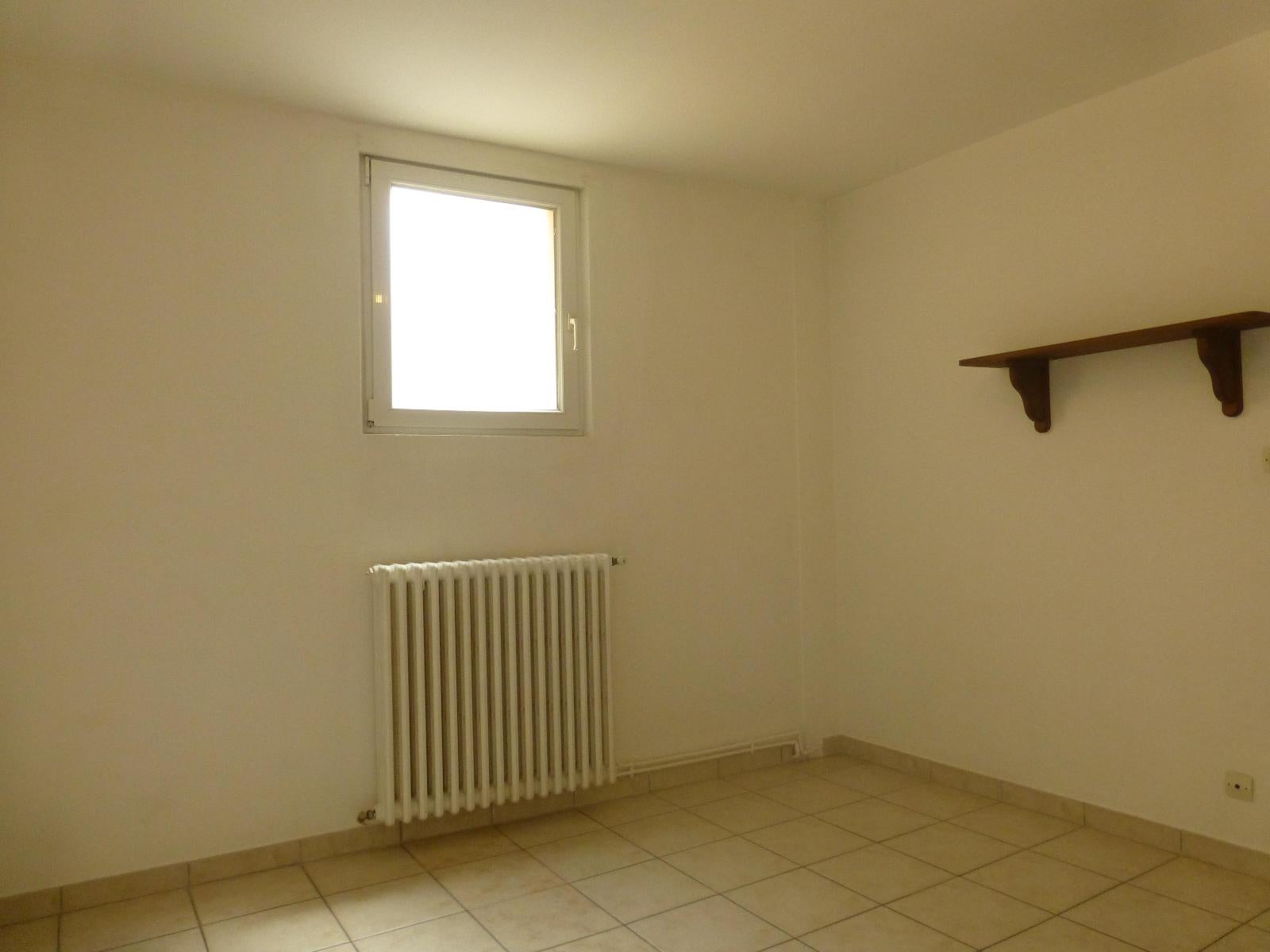 Flat Rue Coli in Saint-Martin-d'Hères