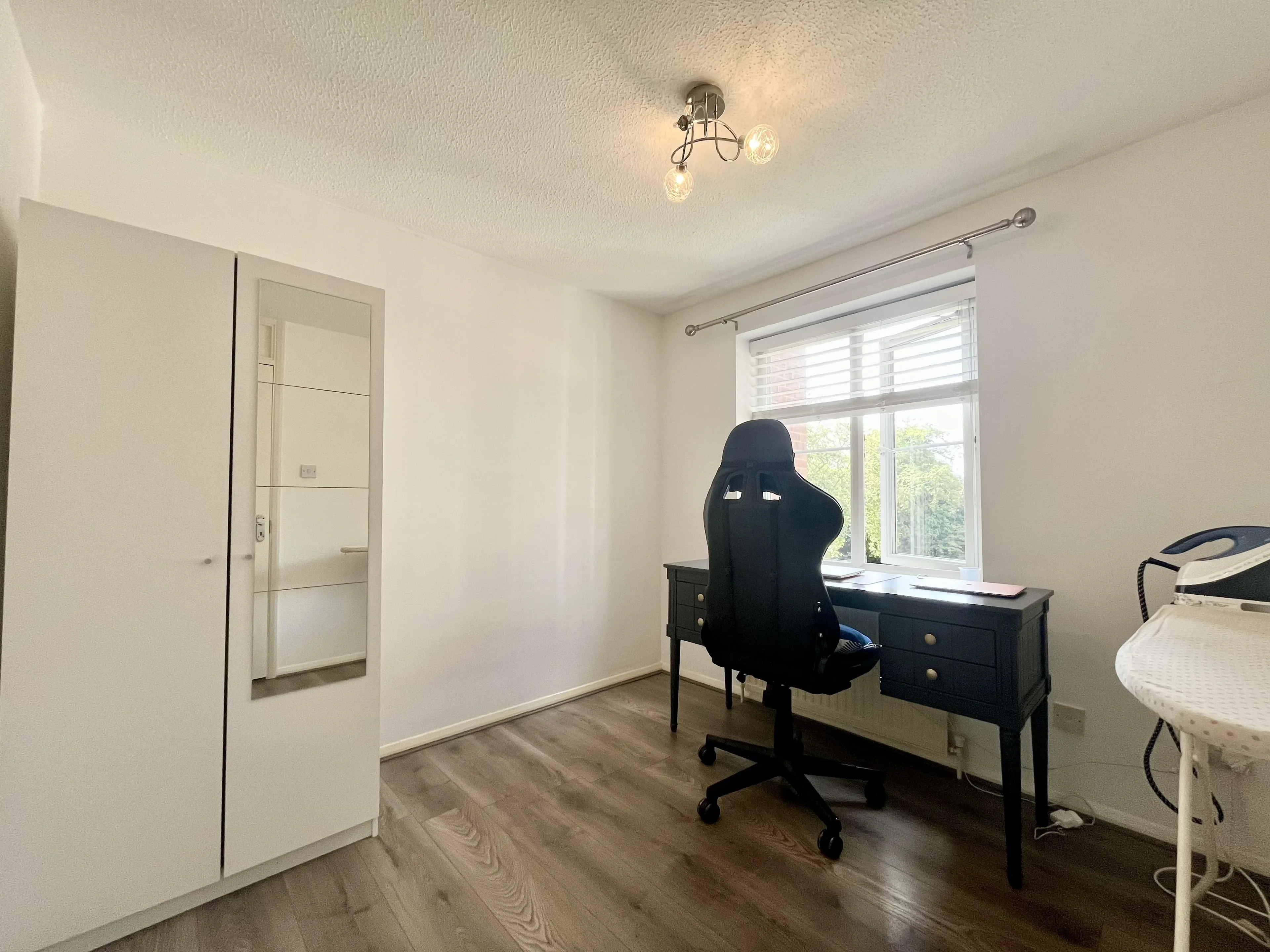 Flat Twyford Road in St Albans