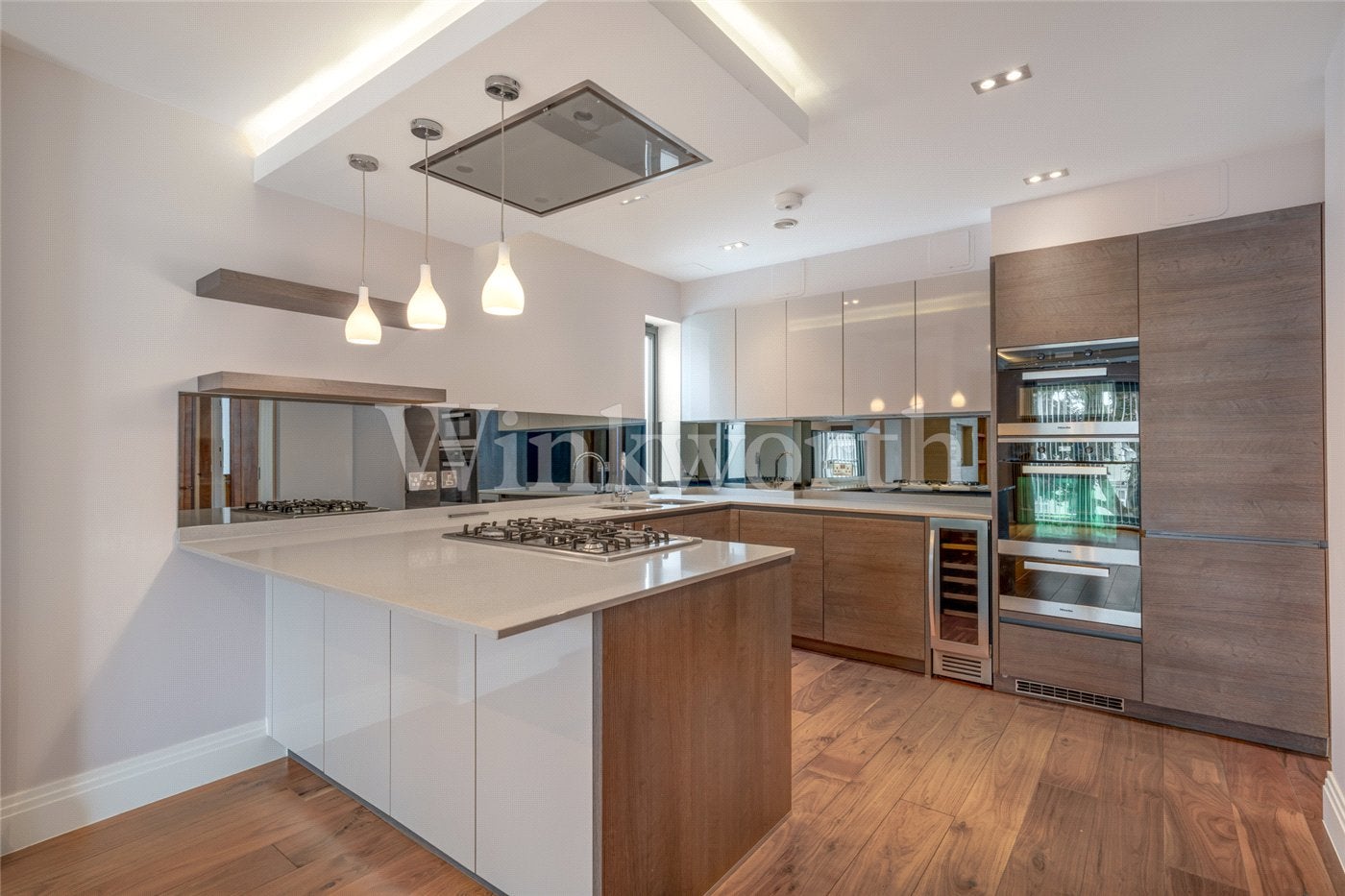 Flat Golders Manor Drive in Greater London