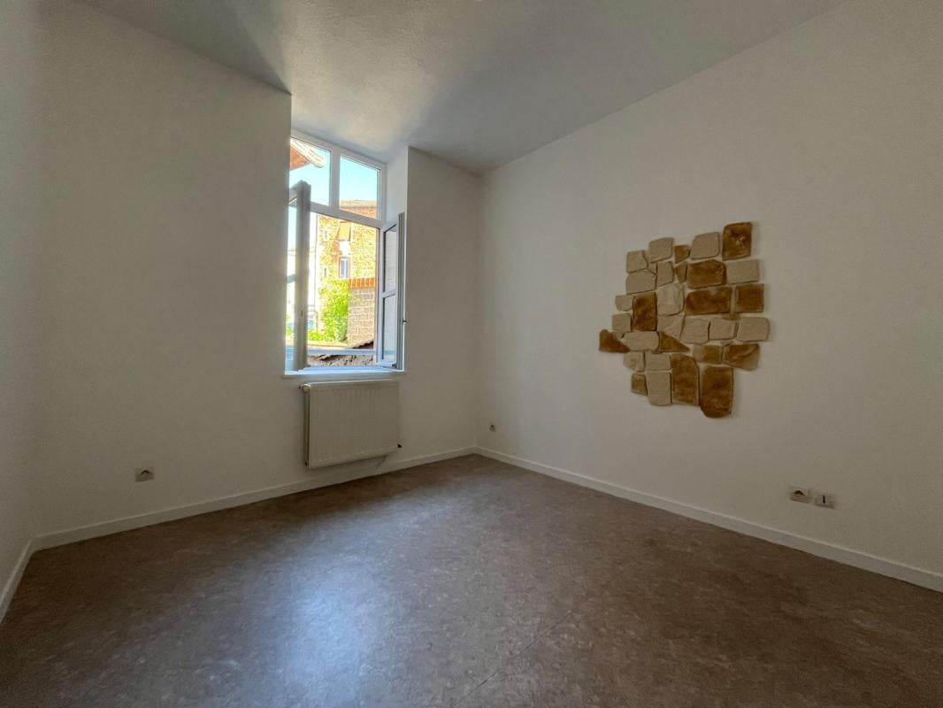 Appartement Rue Roger Salengro à Thizy-les-Bourgs