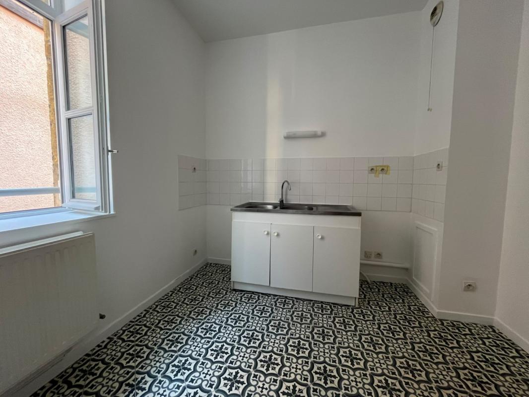 Appartement Rue Roger Salengro à Thizy-les-Bourgs