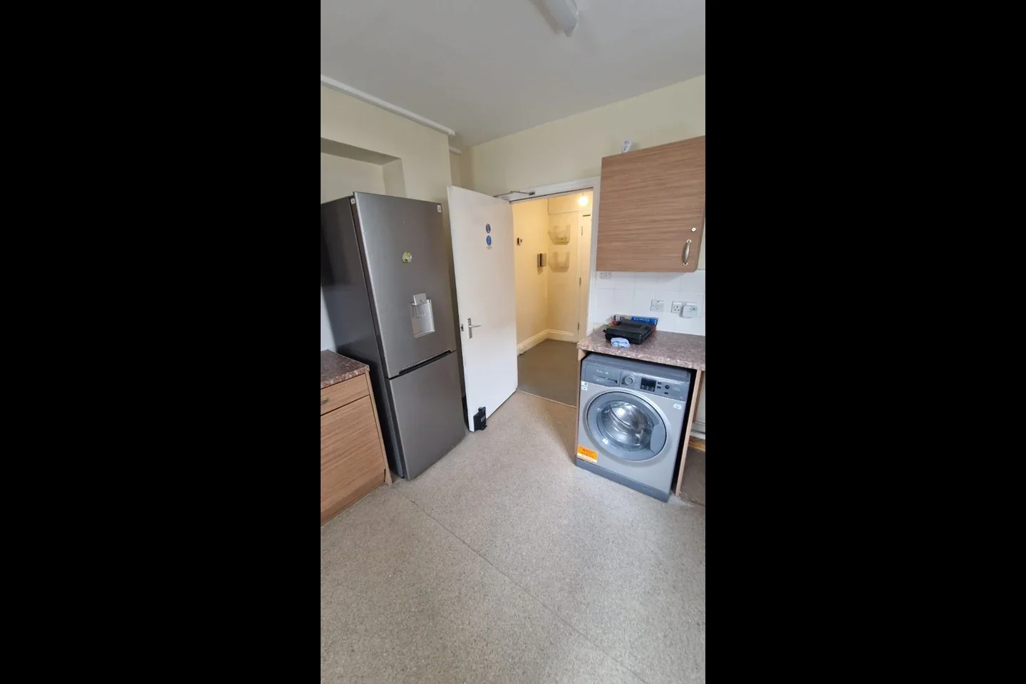 Room Dalberg Road in Greater London
