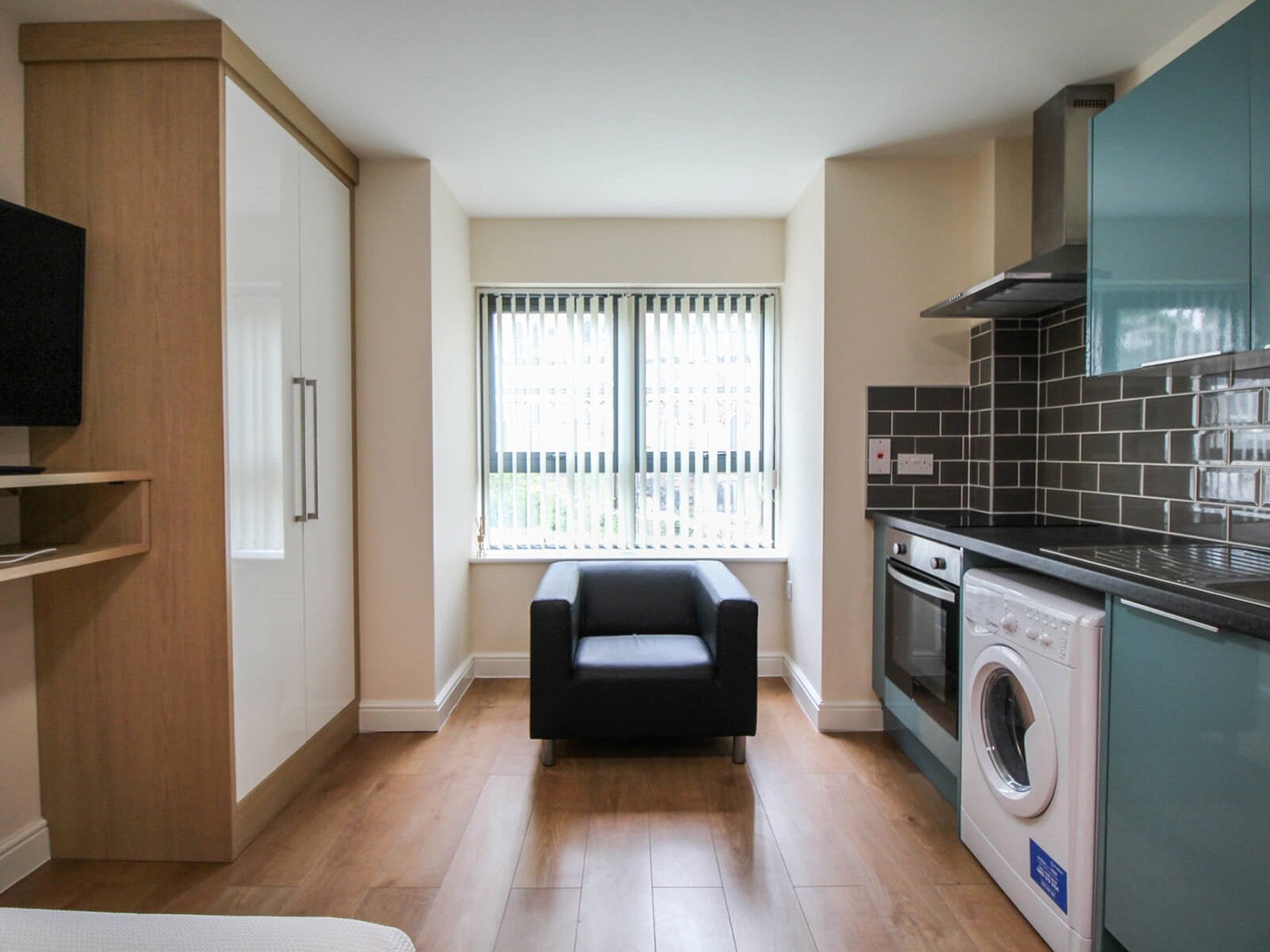 Flat Lofthouse Place in Leeds