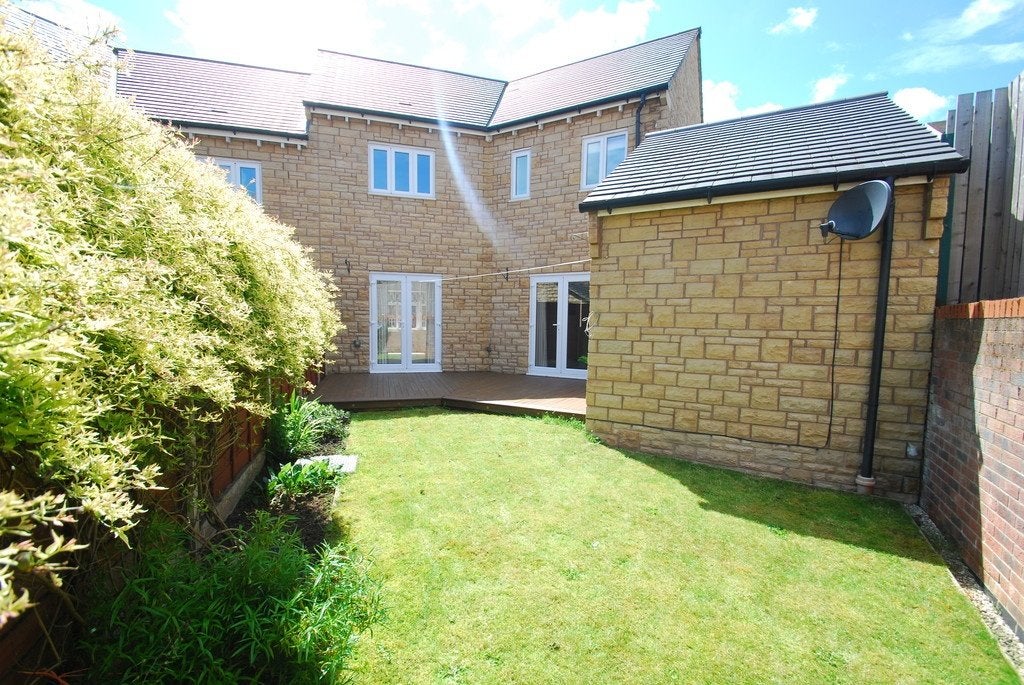 House Ivy Bank Close in Sheffield