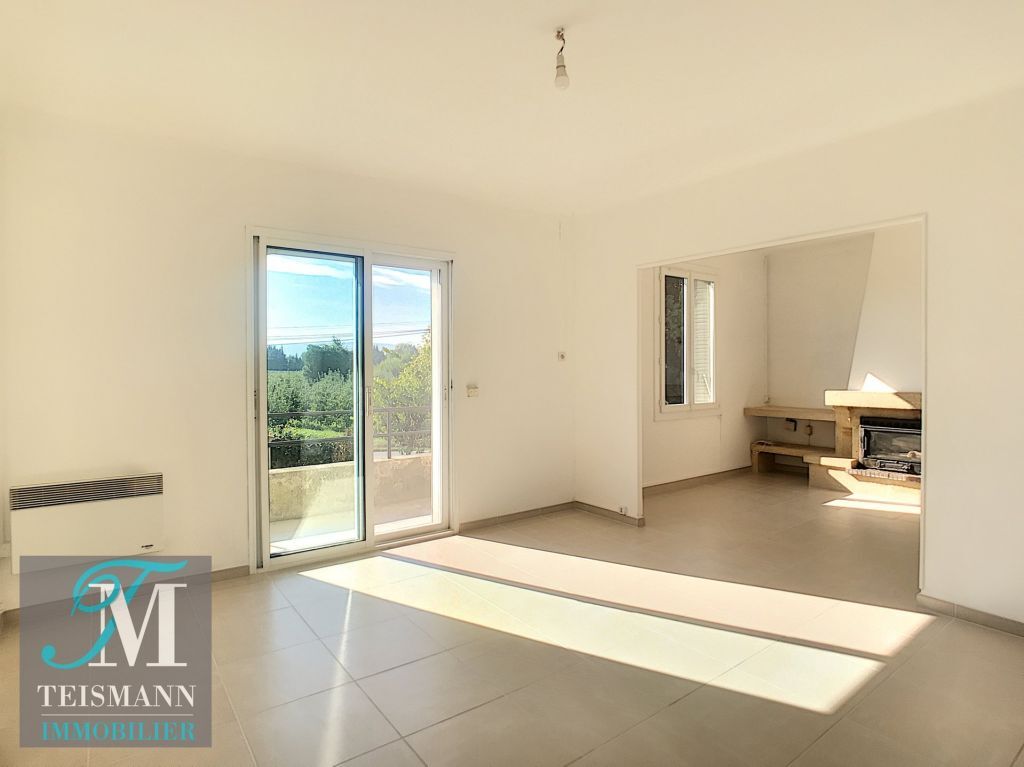 Flat Chemin du Rousset in Sénas