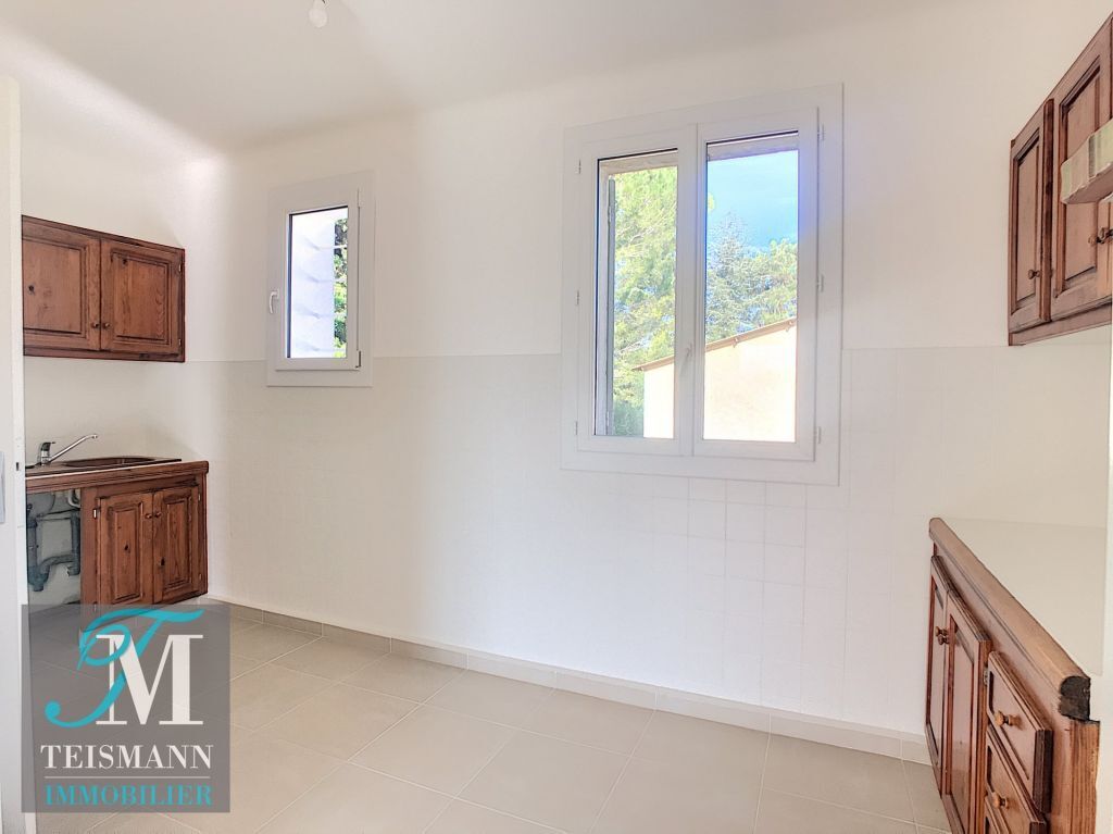 Appartement Chemin du Rousset à Sénas