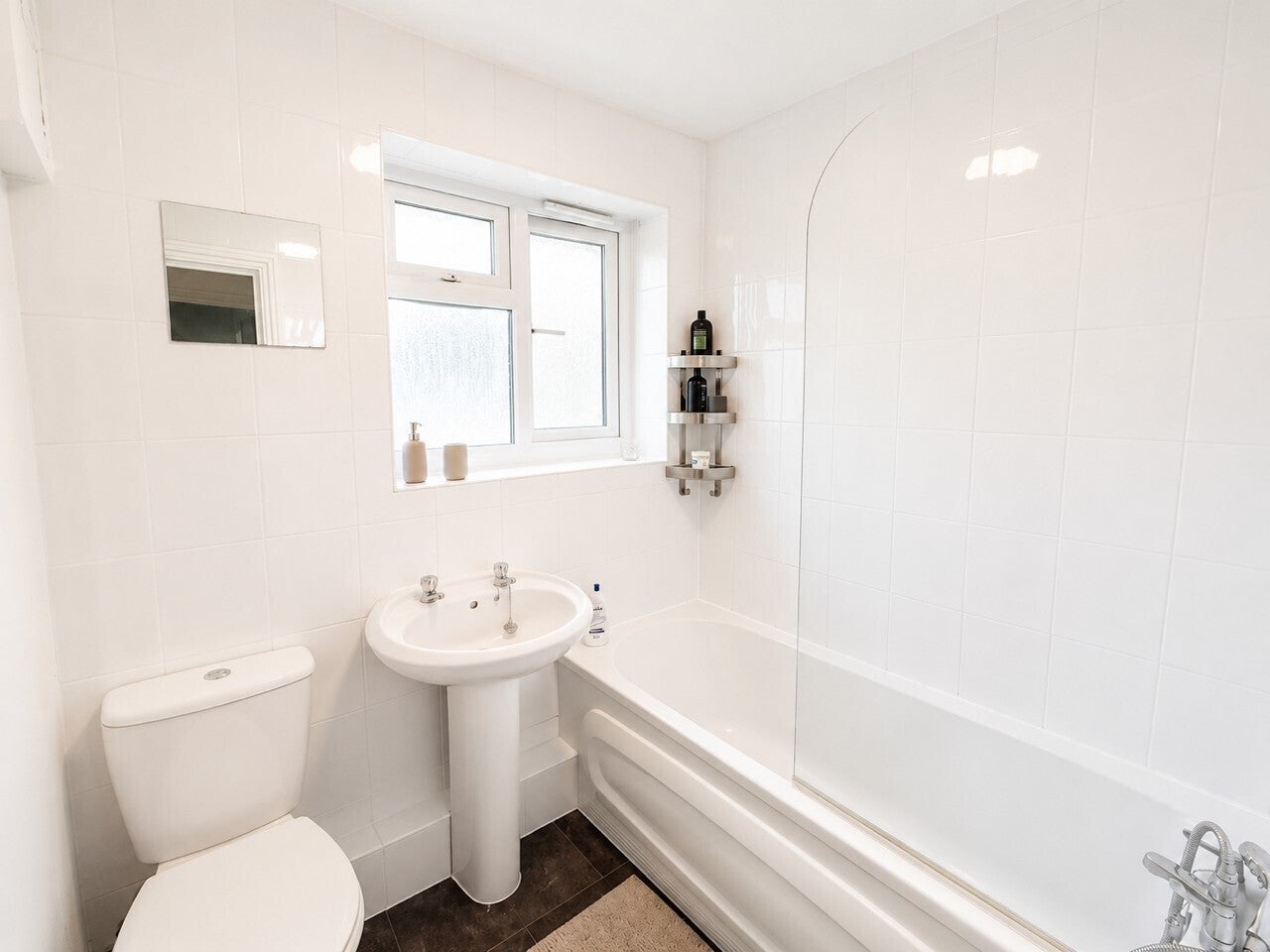 Room Rantree Fold in Basildon