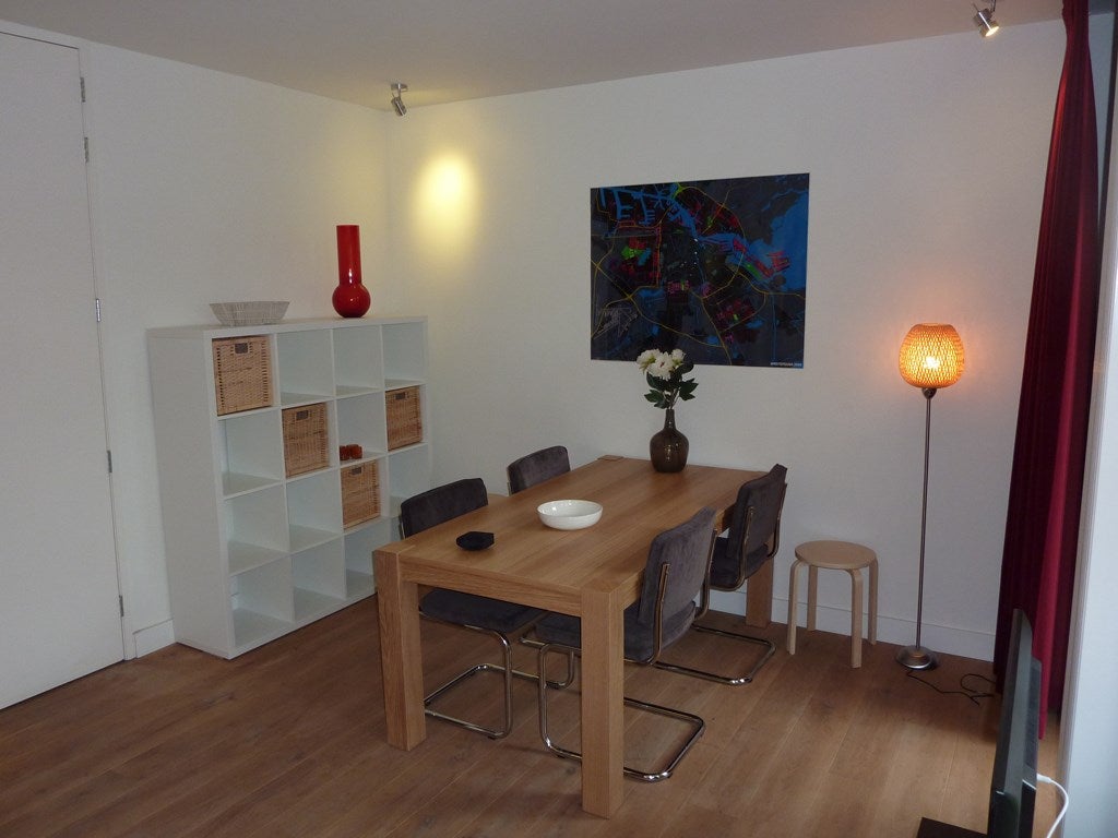 Woning te huur: Brederodestraat, Amsterdam