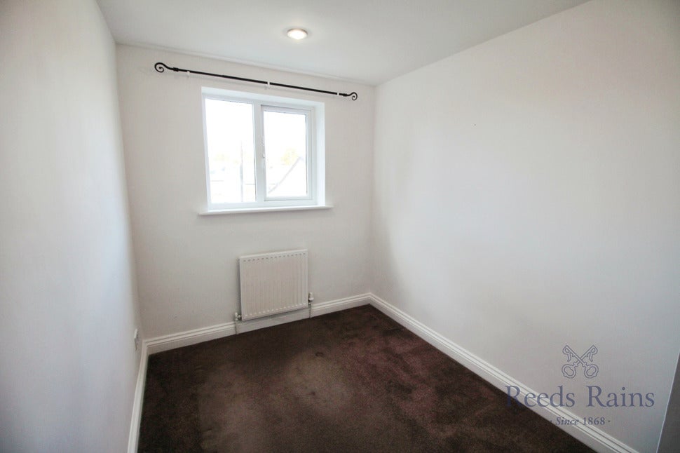 Flat Longacre Street in Macclesfield