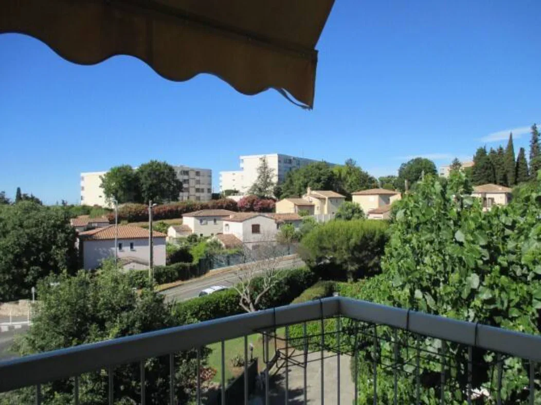 Chambre Boulevard Pierre Delmas à Antibes