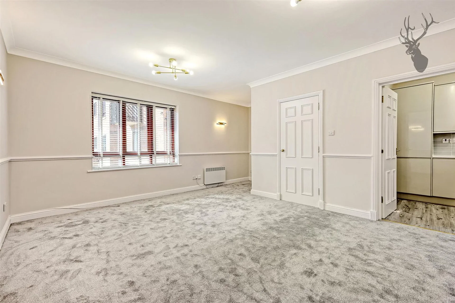 Flat Court Yard in Greater London