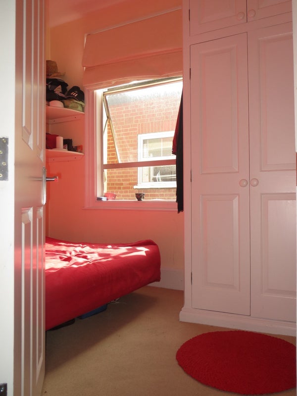 Room Tynemouth Street in Greater London
