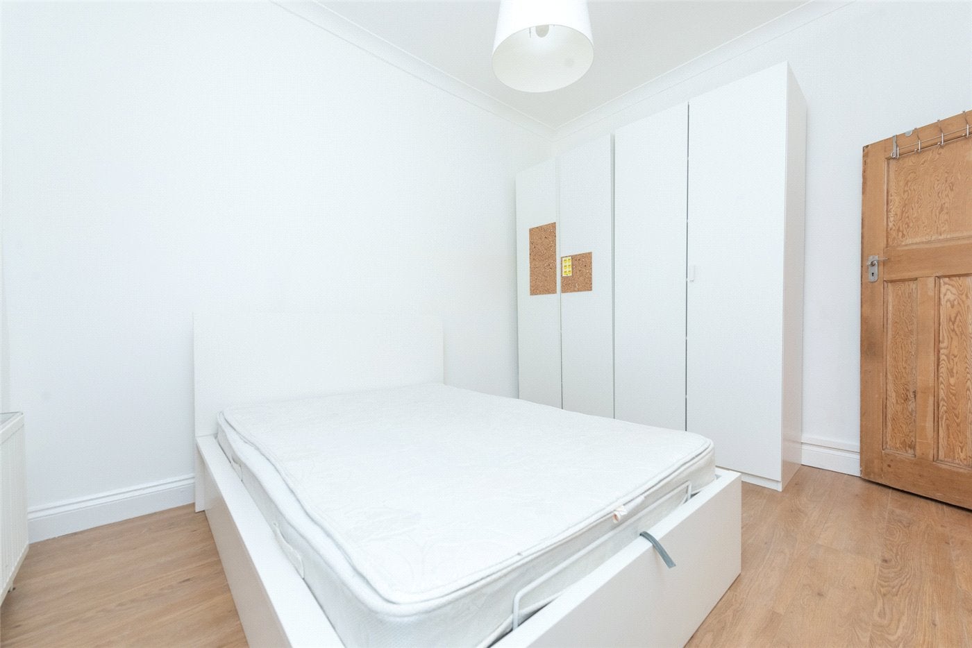 Flat Preston Place in Greater London