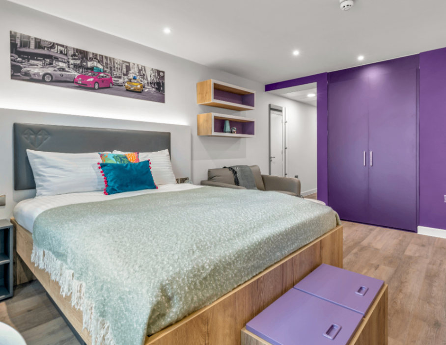 Room Sauchiehall Street in Glasgow