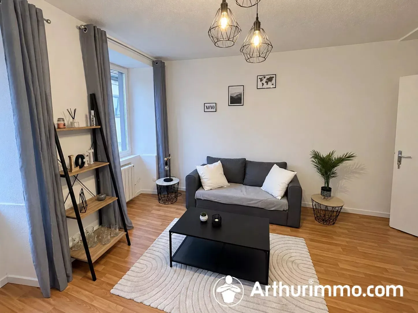 Appartement Rue de Dampierre-sur-le-Doubs à Étouvans