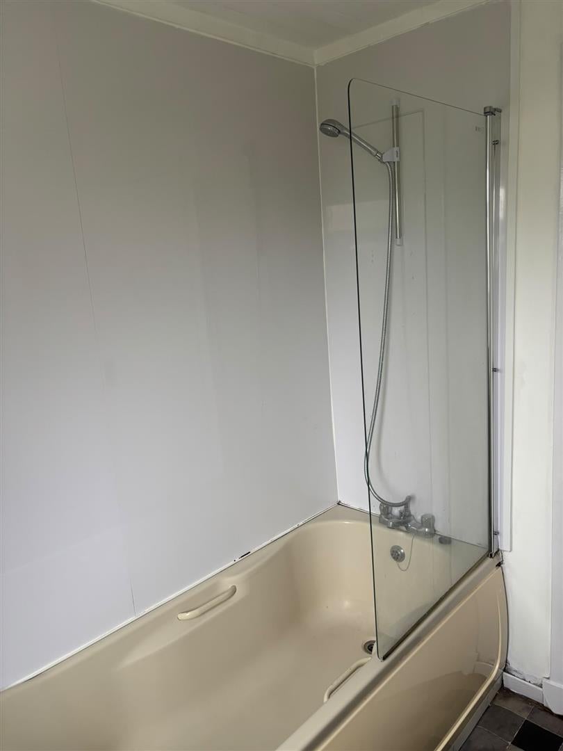 Flat Greenlaw Avenue in Wishaw