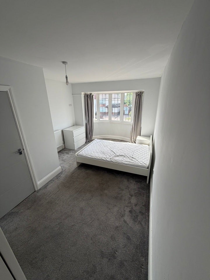 Room Stancliffe Road in Bedford