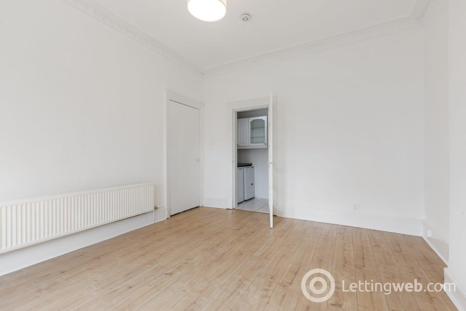Flat Wellshot Road in Glasgow