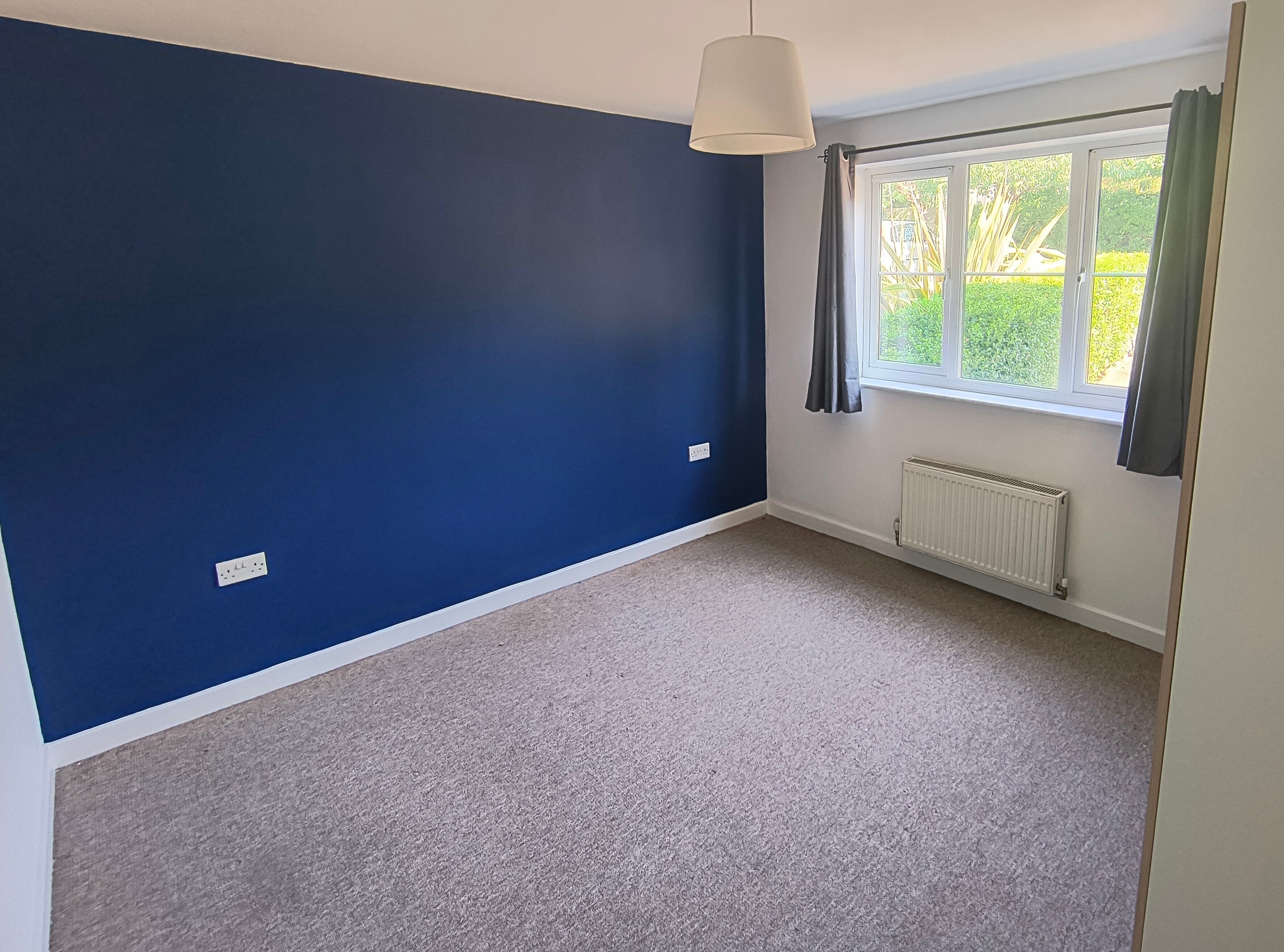 Flat Albert Road in Poole