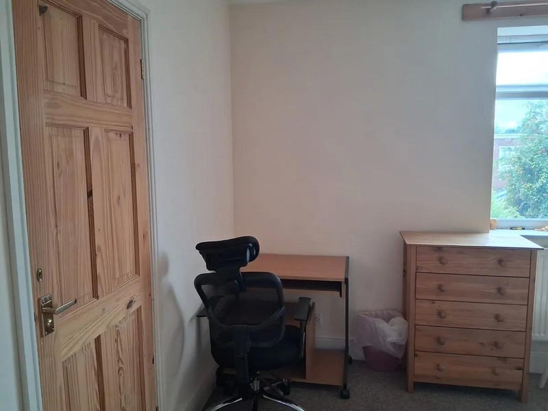 Room Darwin Close in Coventry