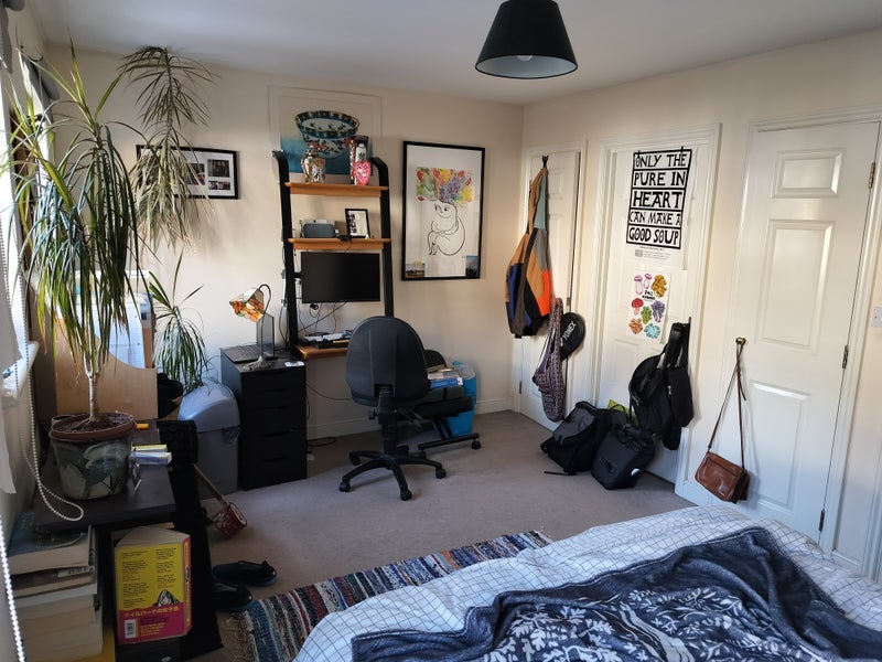 Room Edgar Wallace Close in Greater London