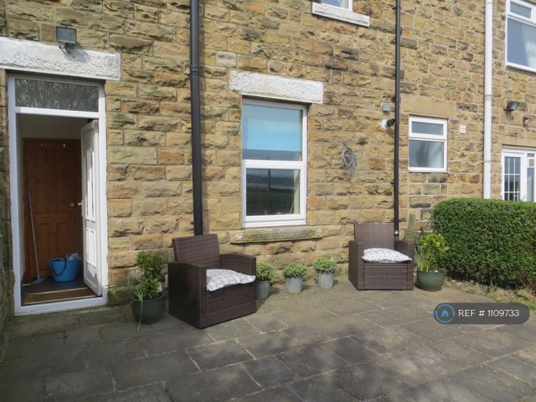 House Overthorpe Road in Kirklees