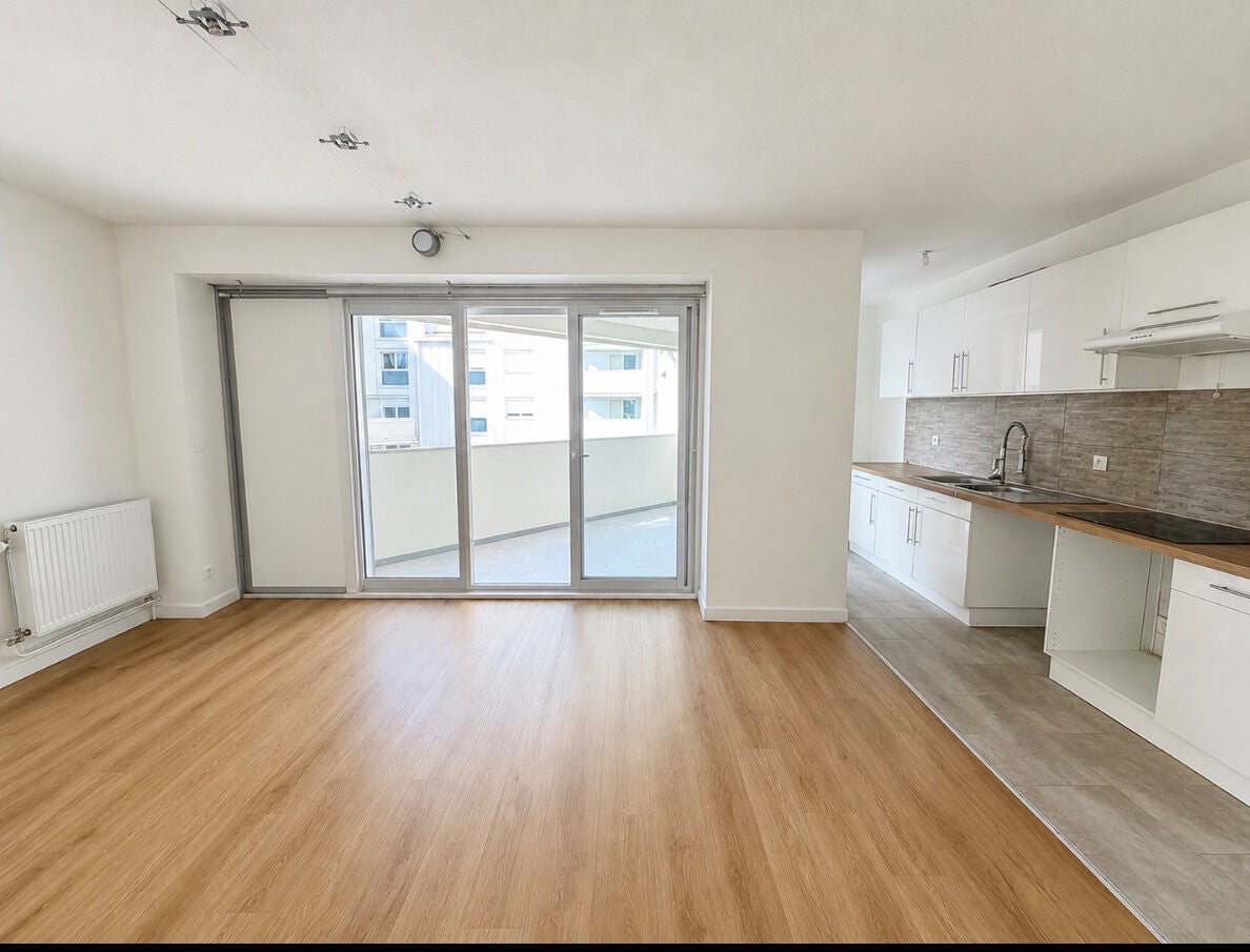 Flat Rue Salvador Allende in Le Petit-Quevilly