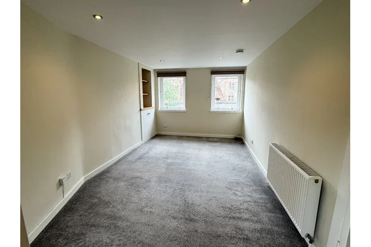 Flat Dean Path in City of Edinburgh