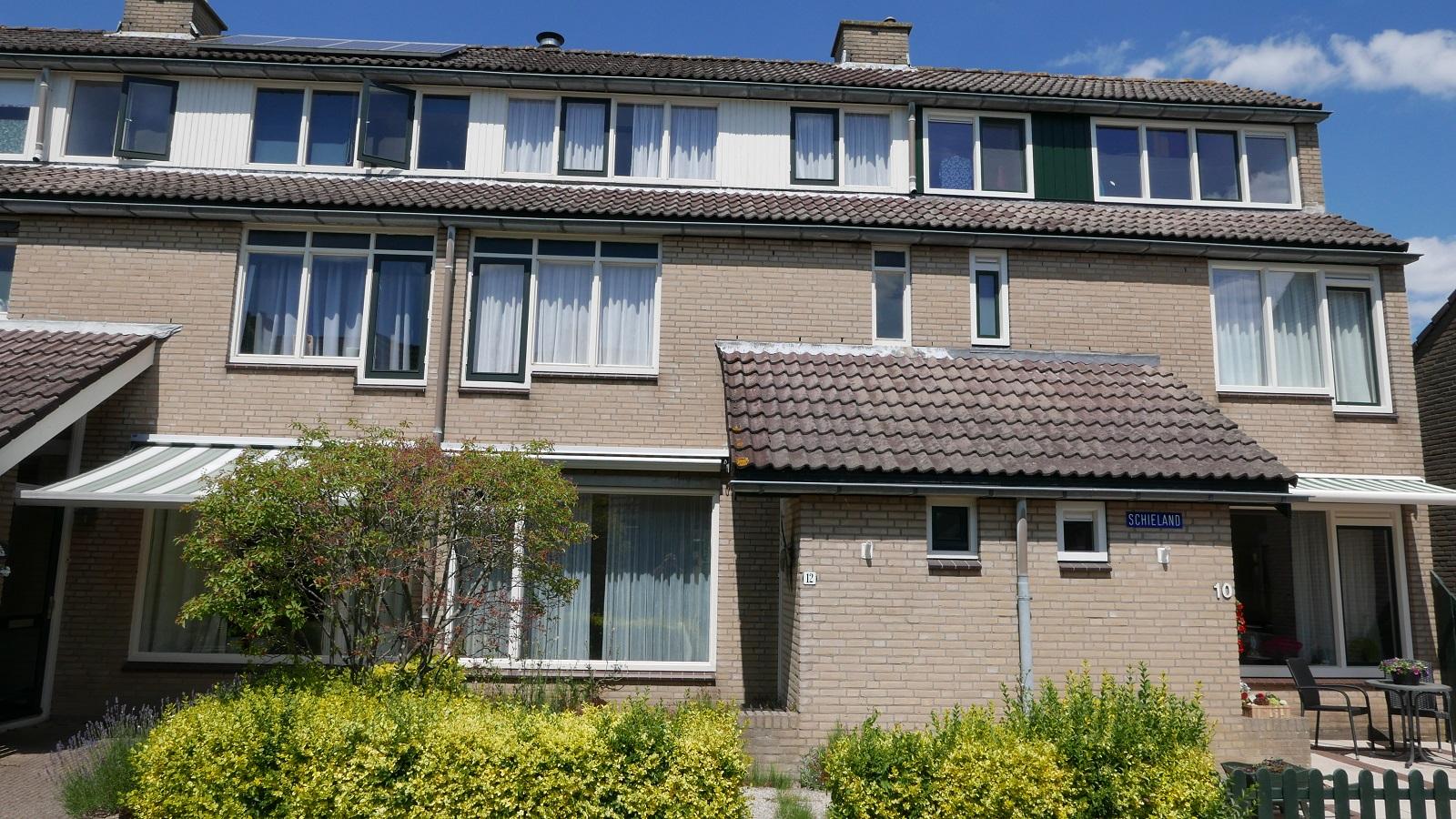 Schieland 12 in Roelofarendsveen