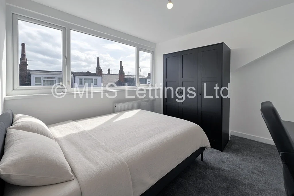 Flat Back Welton Place in Leeds