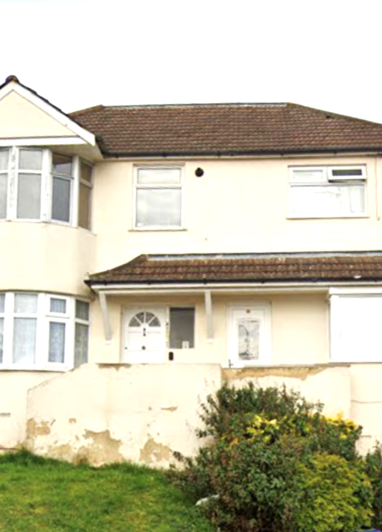 Flat Swaylands Road in Greater London