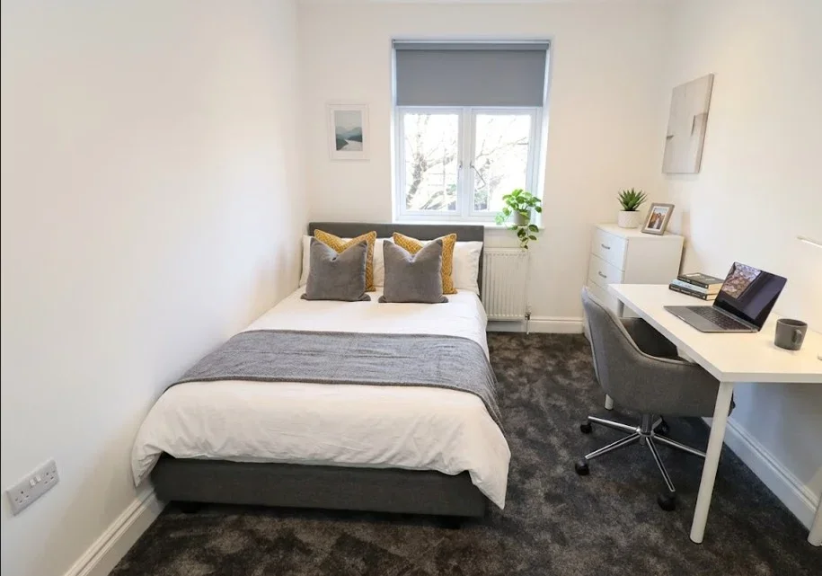Room Abbey Road in Greater London