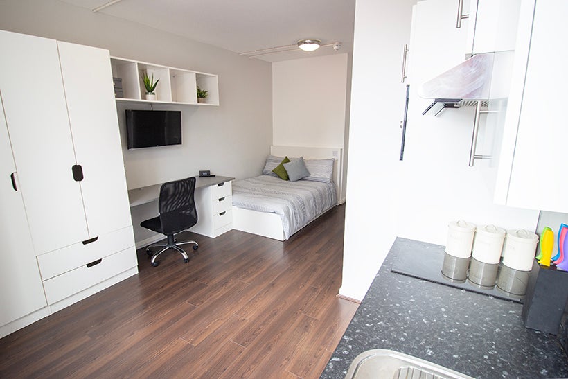 Room Milton Street in Nottingham