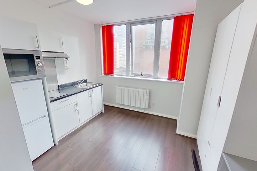 Room Milton Street in Nottingham