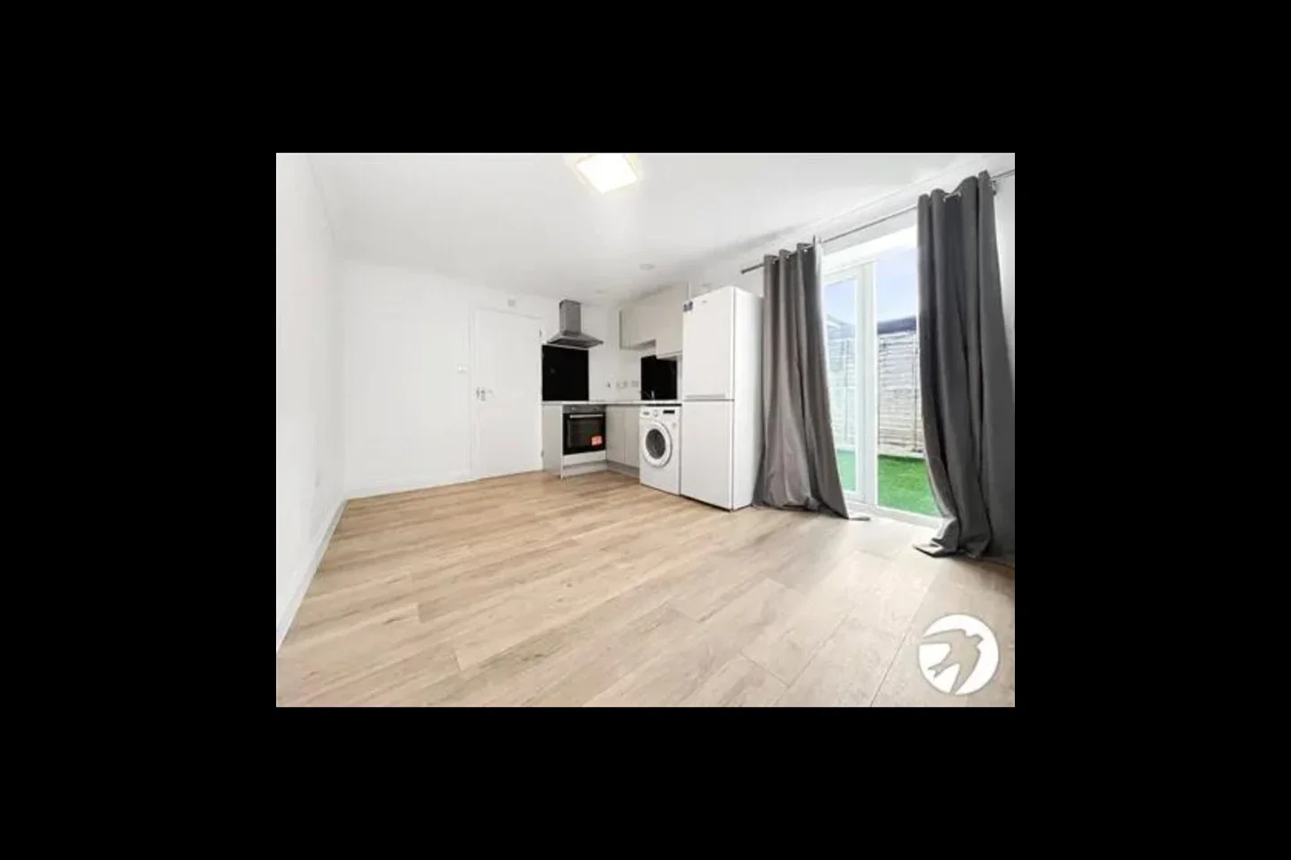 Flat Patterdale Road in Dartford