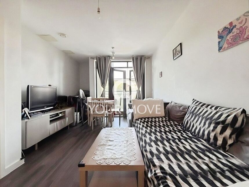 Flat Lee High Road in Greater London