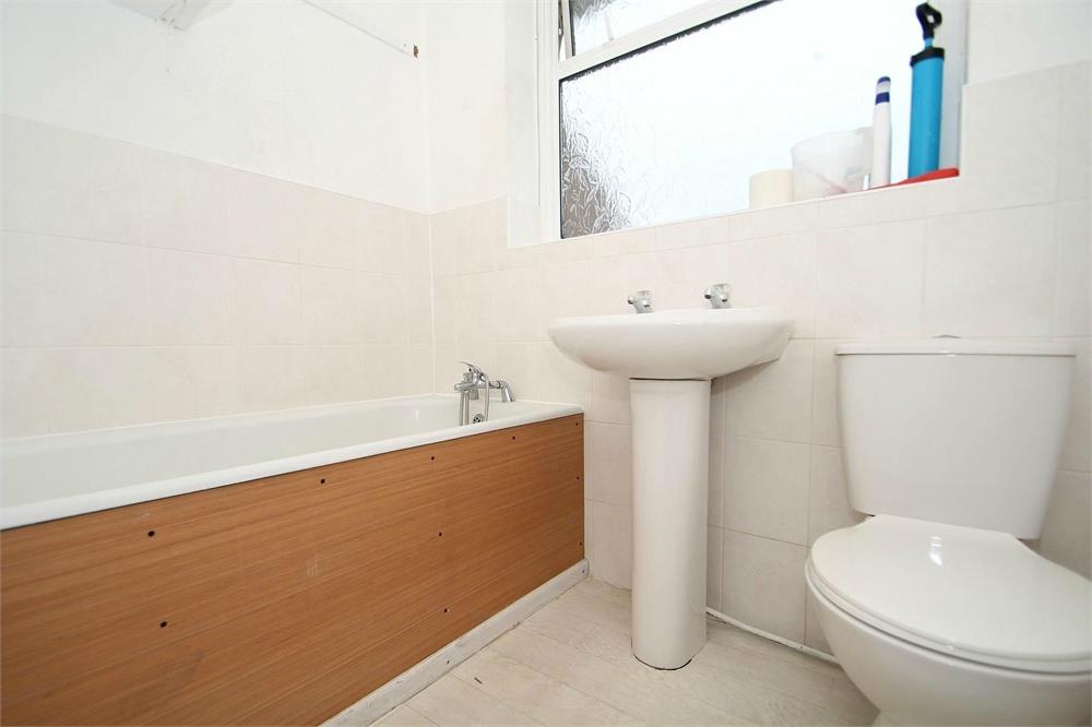 House Mill Close in Greater London