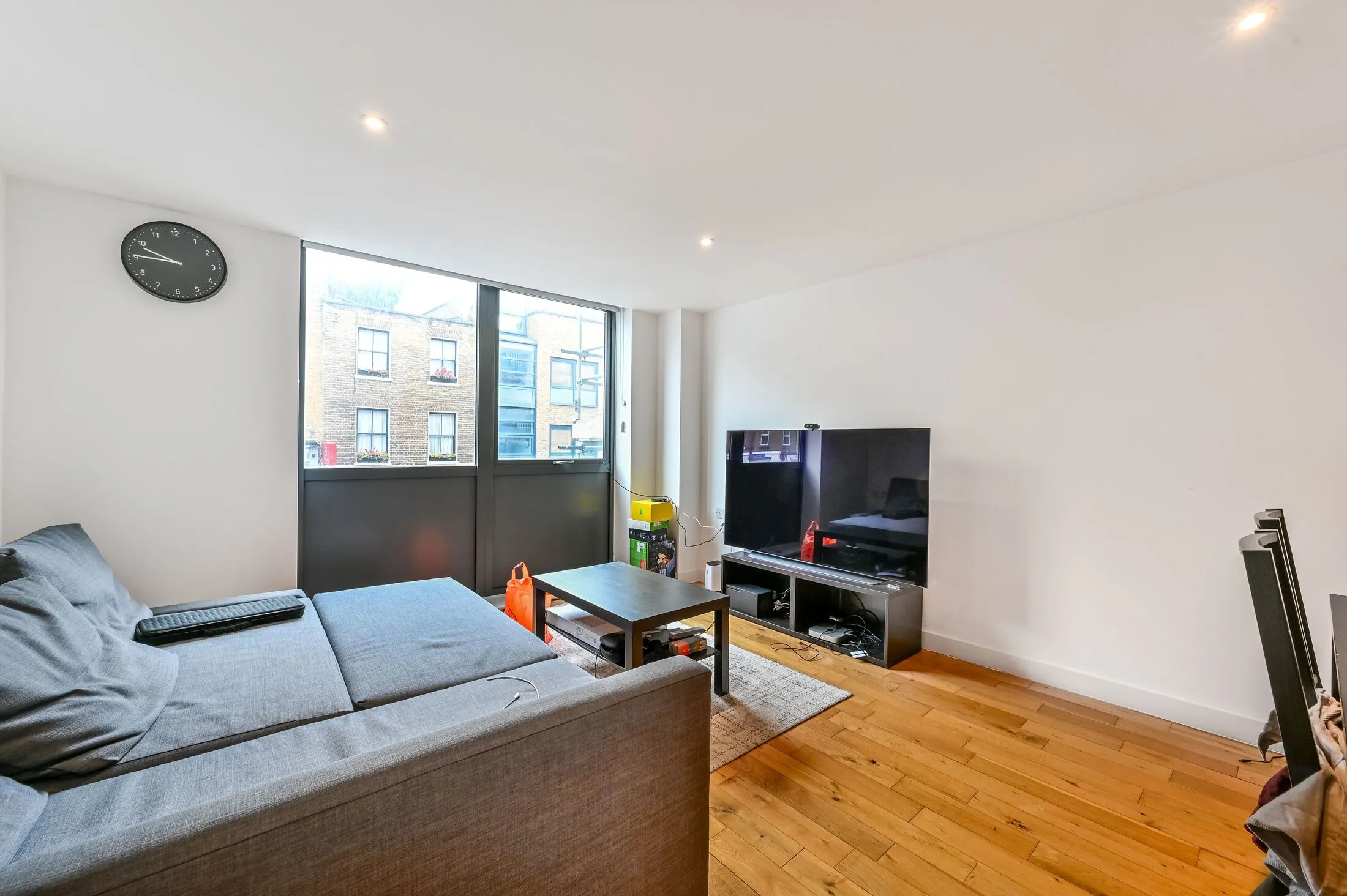Flat Tolmers Square in Greater London