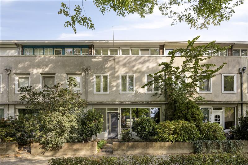 Huis Postelse Hoeflaan 6 in Tilburg